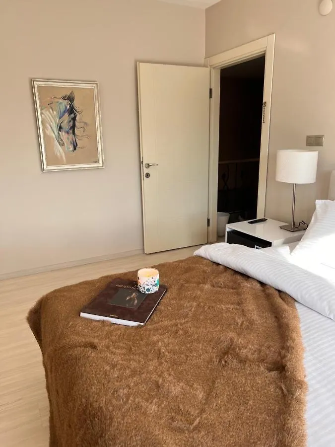 Farm stay B. Equine Range Hotel Narlidere