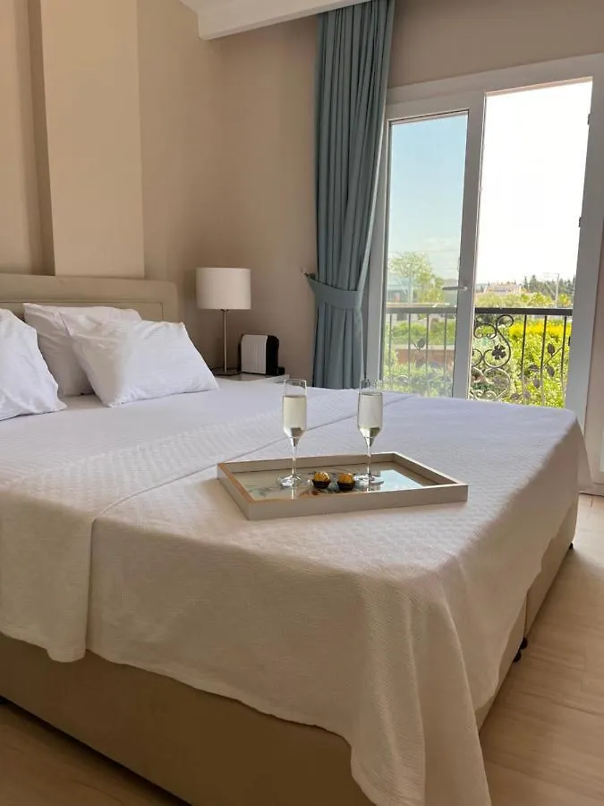 B. Equine Range Hotel Narlidere Farm stay